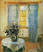 anna anchers stue med lysebla gardiner, Anna Ancher